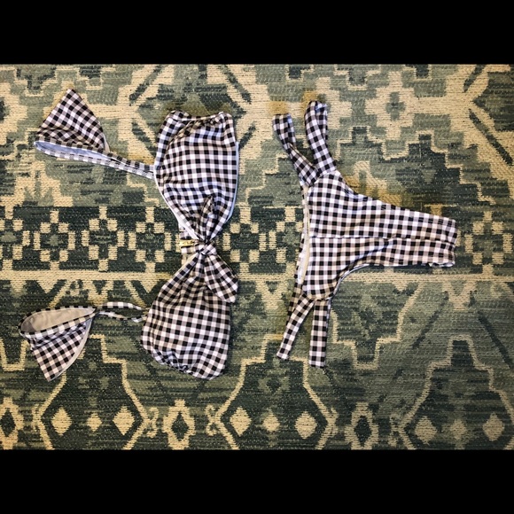 🌈 Gingham Ruffle Bikini - Picture 2 of 2